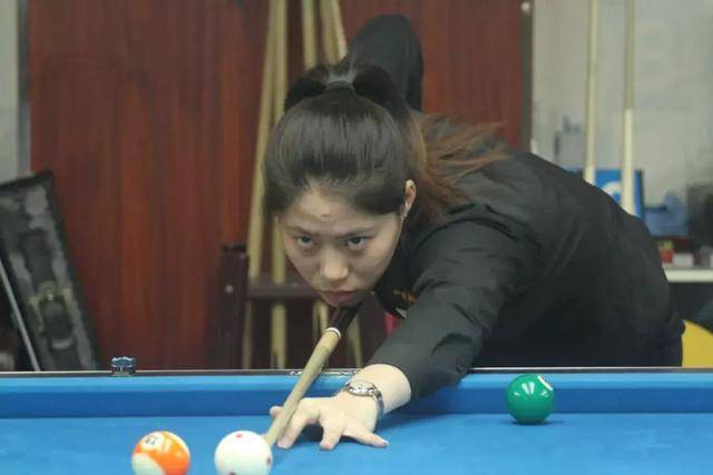 阿斯：佩尼亚对大量门将名字的出现感到愤怒，他在等待机会