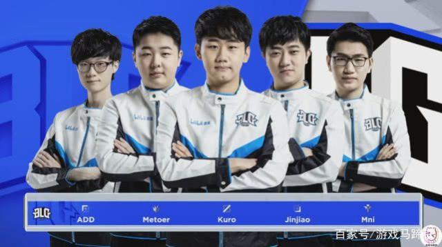 克罗地亚第一罚，巴图里纳主罚被迈尼昂扑出！.