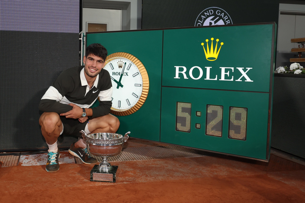 队由守转攻 队由守转攻