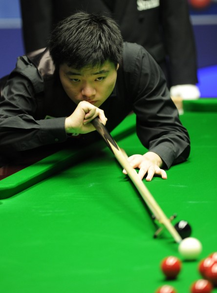 咋会这样?湖人对布朗尼做出一决定,这对克内克特可是好消息