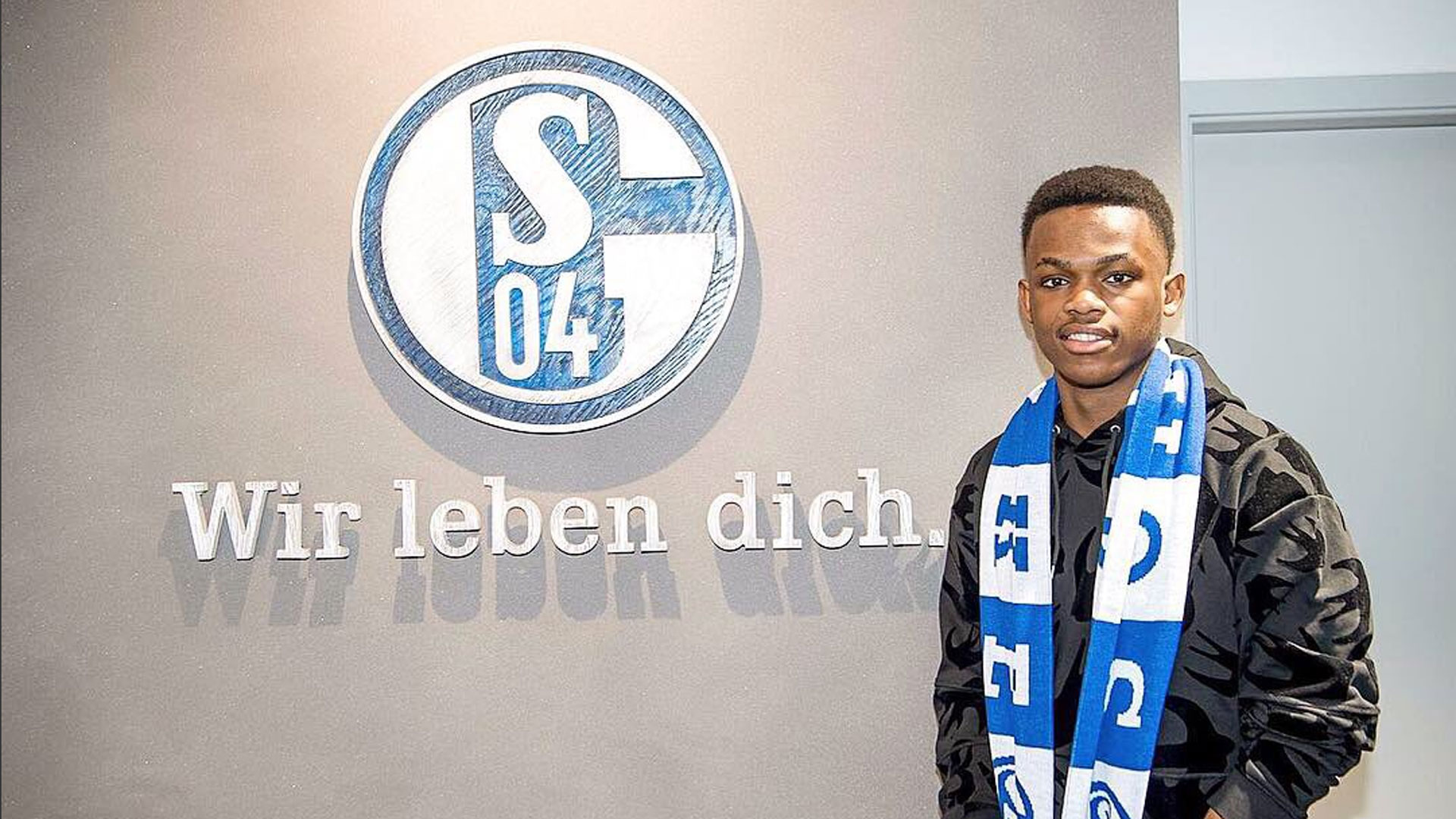 上竞争激烈 上竞争激烈