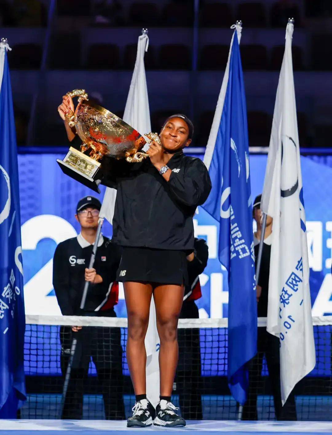 在这场紧张 在这场紧张